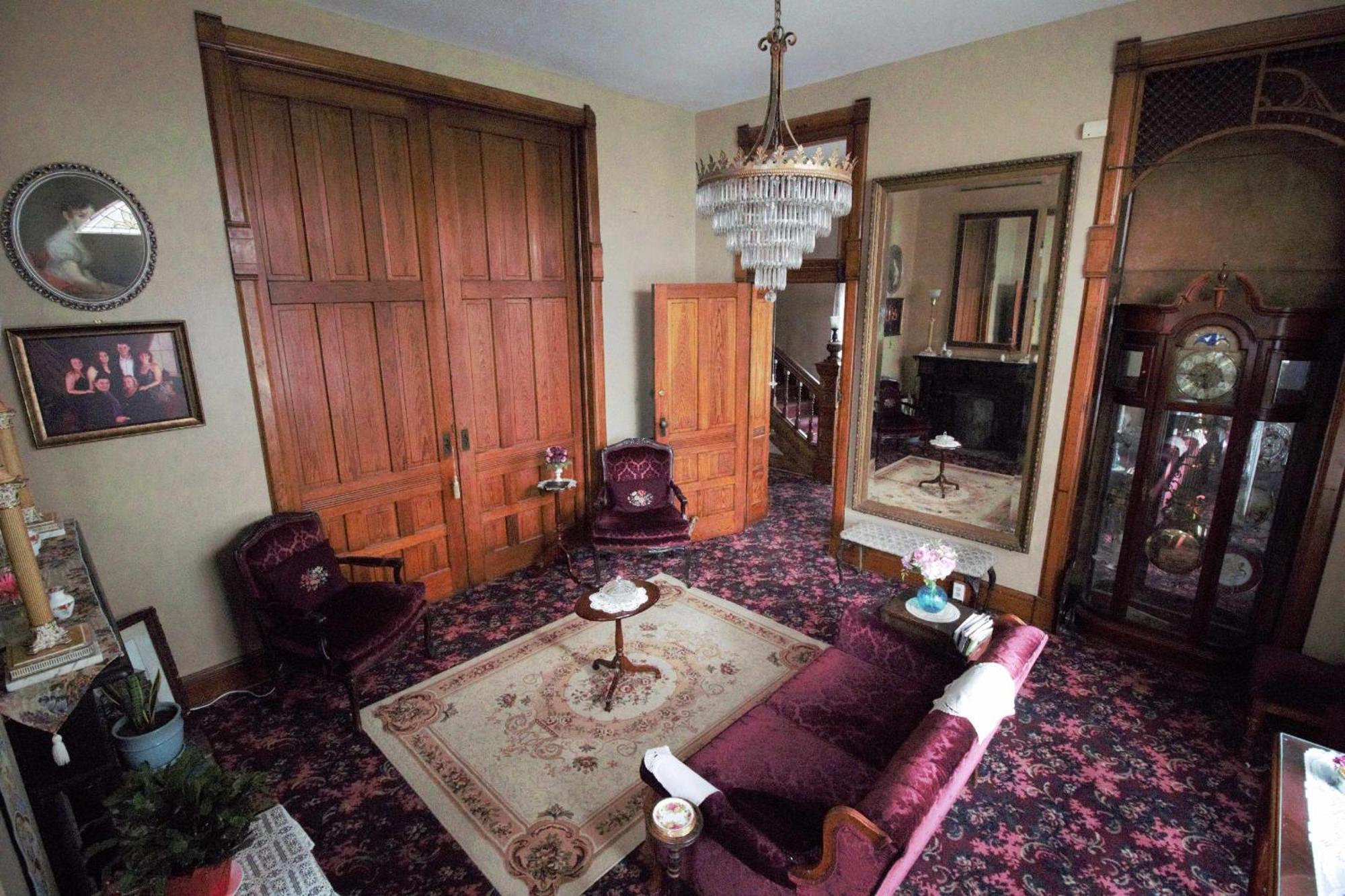 Mansion On The Mile Bed & Breakfast 3*