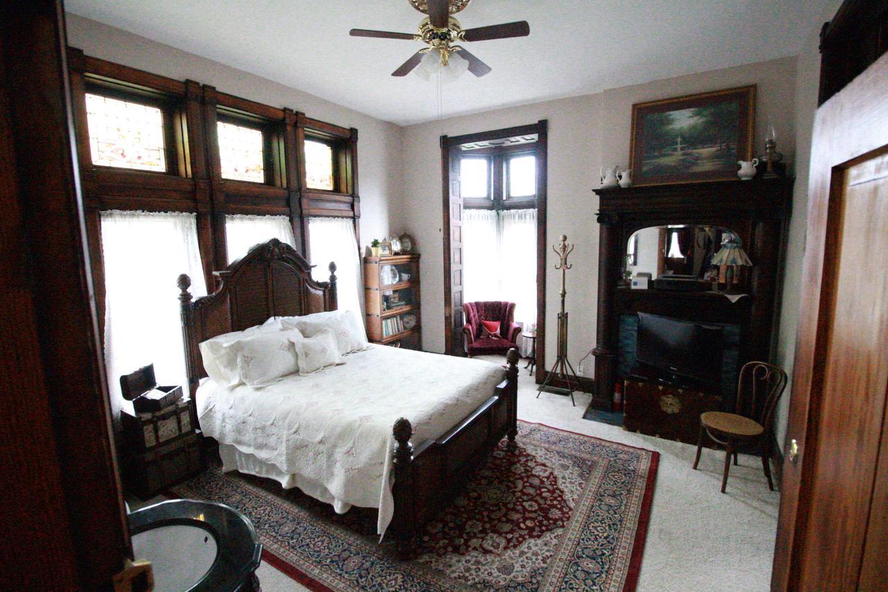 Bed & Breakfast Mansion On The Mile 3*